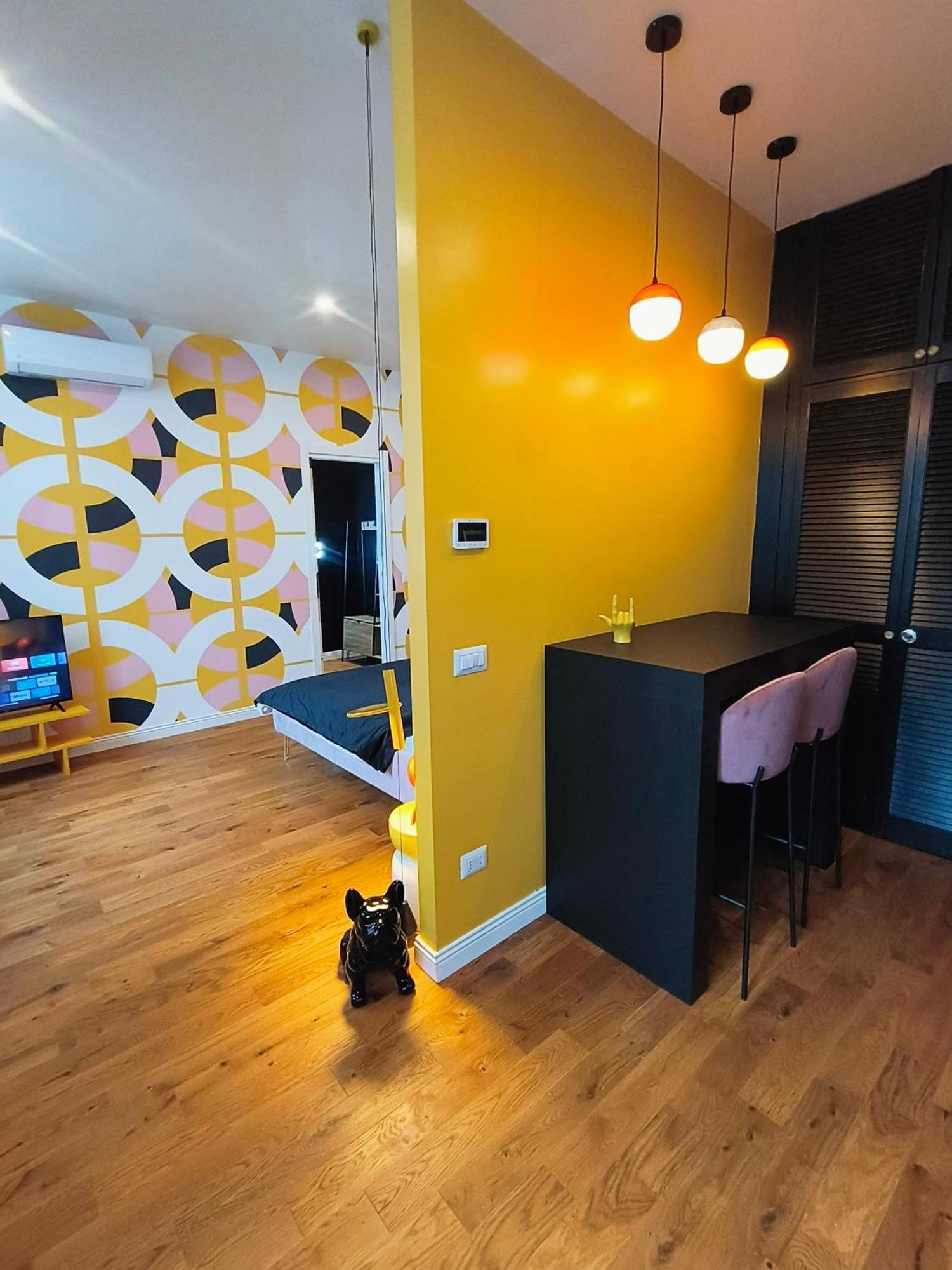 Designed 2 In Urban With Ac, Wifi And Subway Apartment Milan