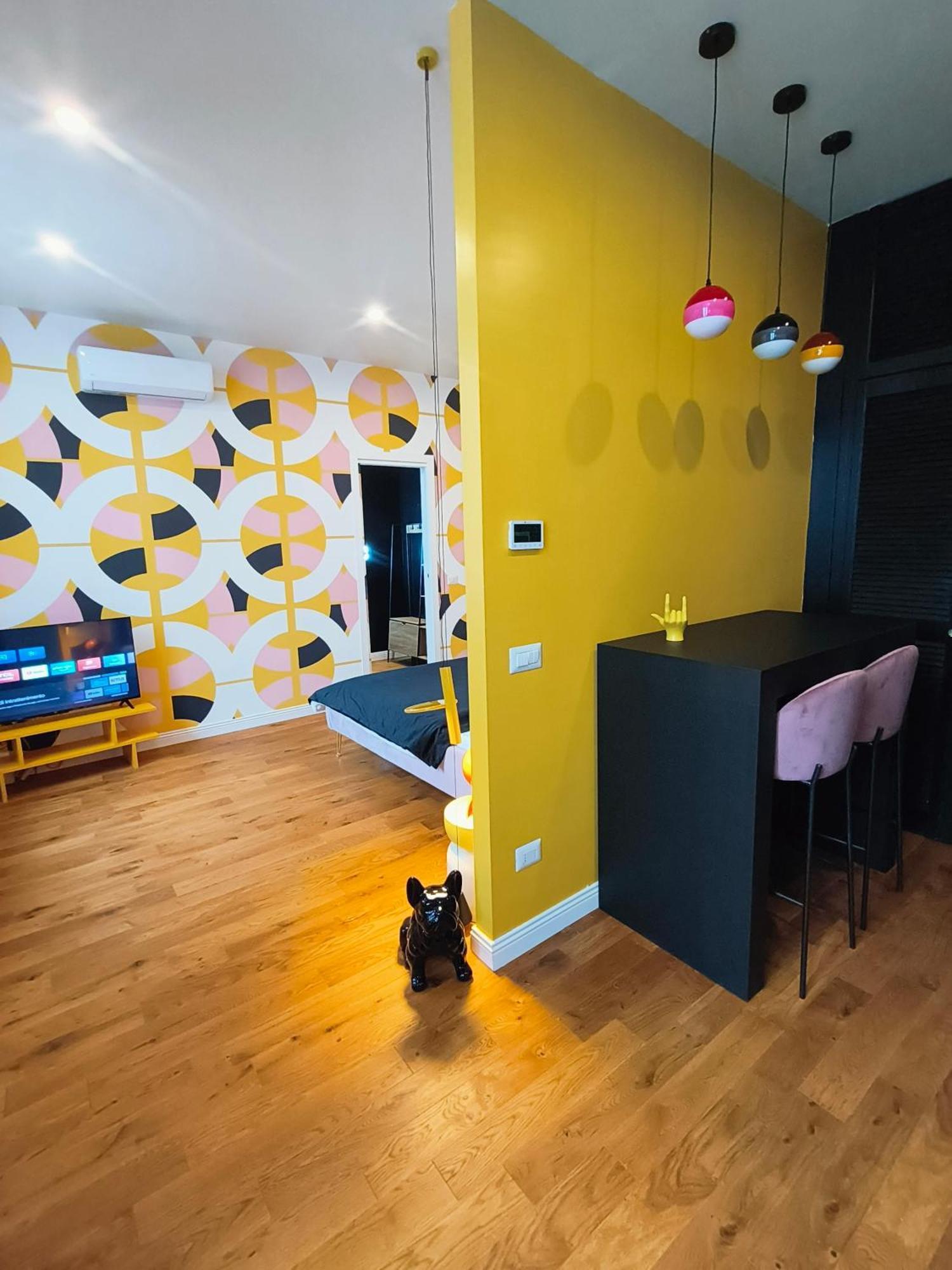 Apartment Designed 2 In Urban With Ac, Wifi And Subway