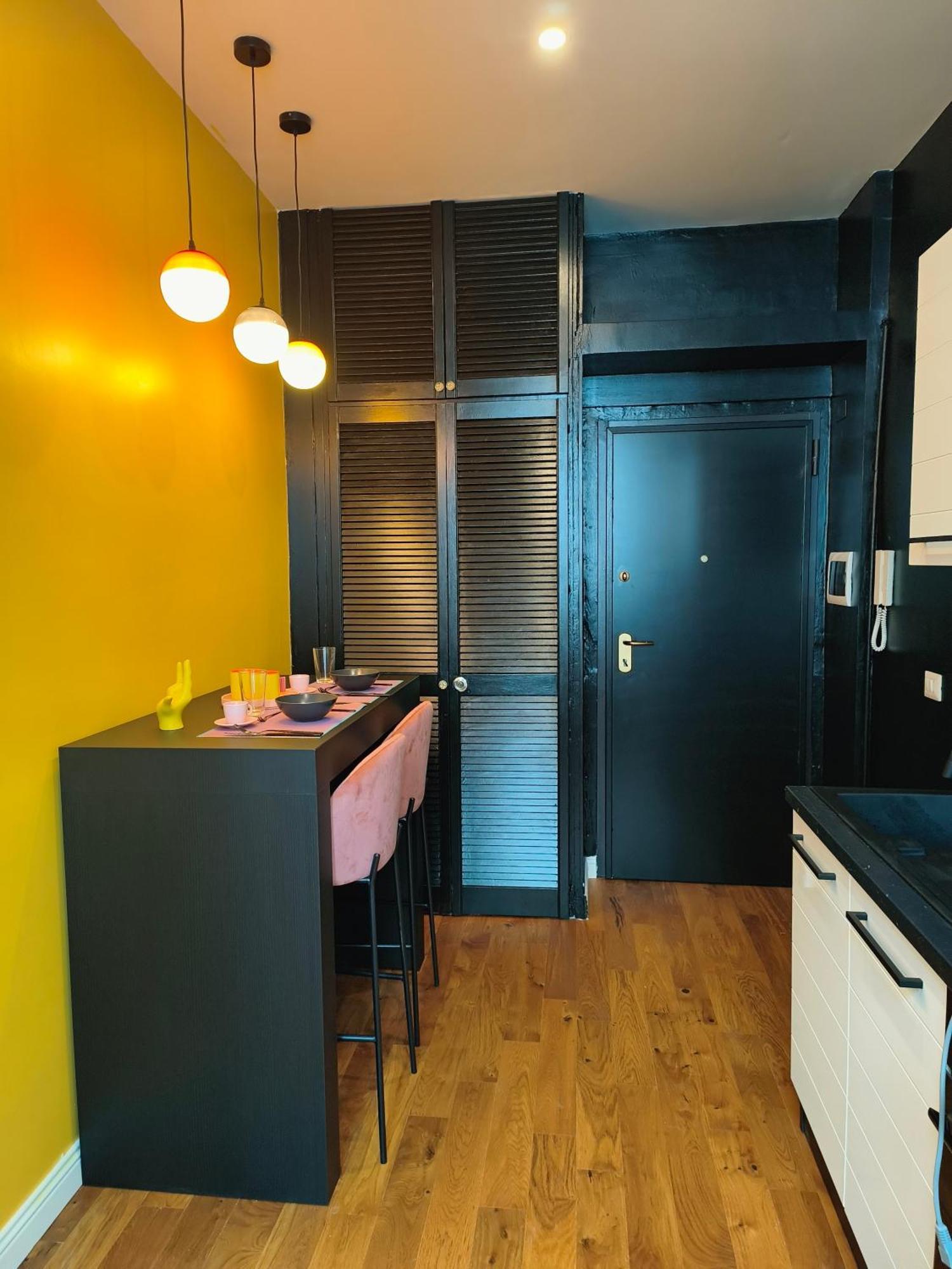 Appartement Designed 2 In Urban With Ac, Wifi And Subway *